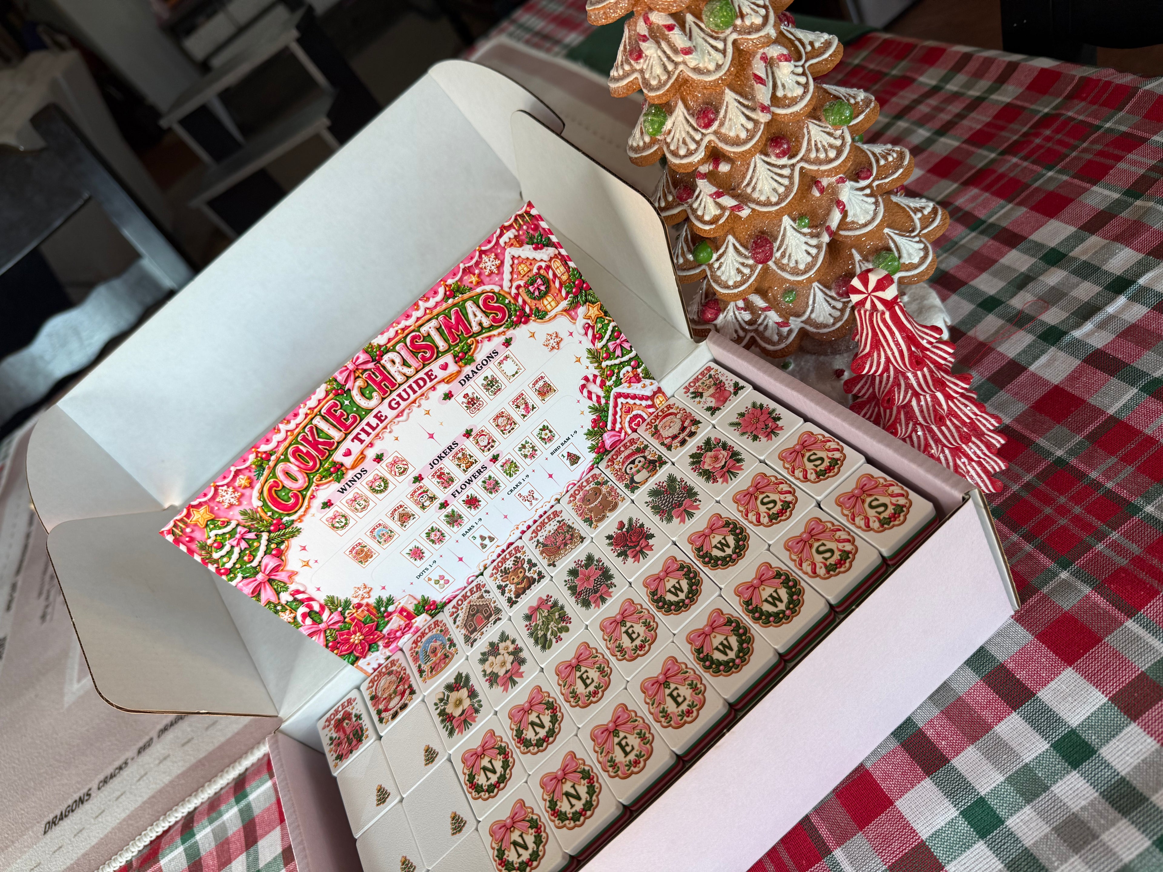 Cookie Christmas Mahjong Set, 160 American Mahjong Tiles, Holiday Cookies, Gingerbread & Candy Cane Design